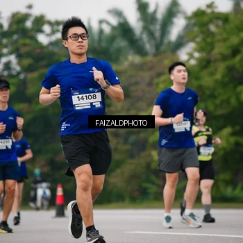 Runner Photo 7428360