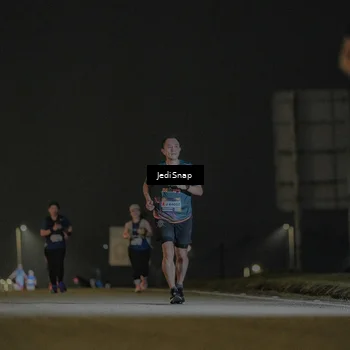 Runner Photo 7428371