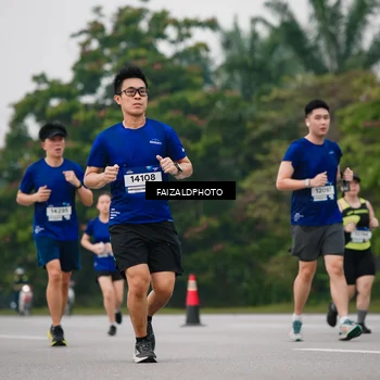 Runner Photo 7428377