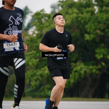 Runner Photo 7428422