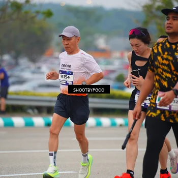 Runner Photo 7428471