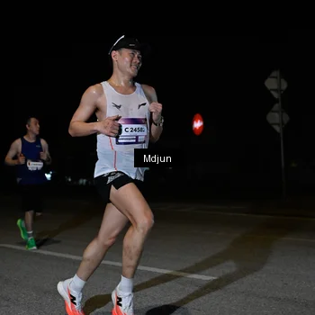 Runner Photo 7428491