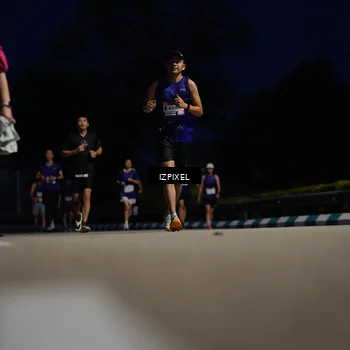 Runner Photo 7428504