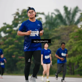 Runner Photo 7428509