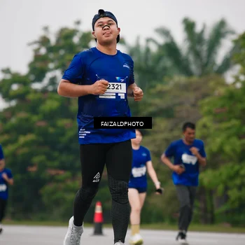 Runner Photo 7428513
