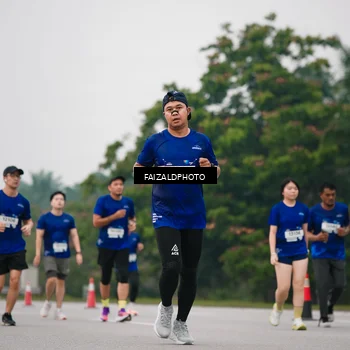 Runner Photo 7428517