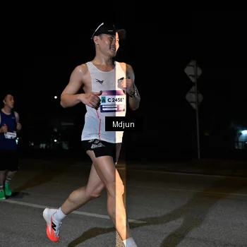 Runner Photo 7428523