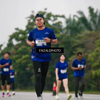 Runner Photo 7428535