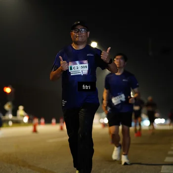 Runner Photo 7428540