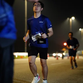 Runner Photo 7428541