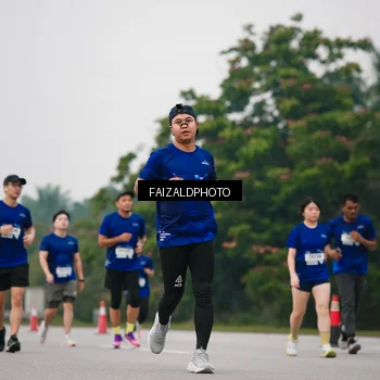 Runner Photo 7428544