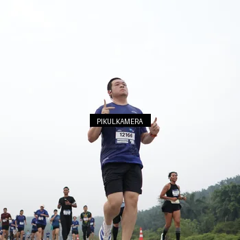 Runner Photo 7428563