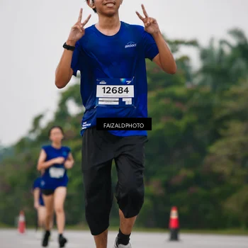Runner Photo 7428573