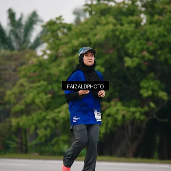 Runner Photo 7428595