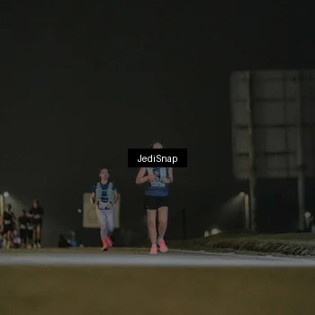 Runner Photo 7428604