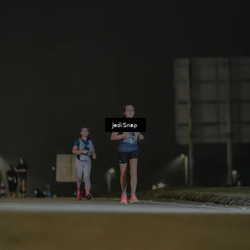 Runner Photo 7428614