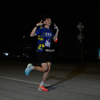 Runner Photo 7428621
