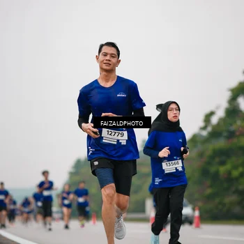 Runner Photo 7428634