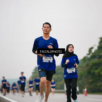 Runner Photo 7428637