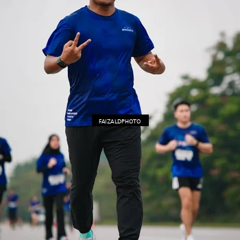 Runner Photo 7428660