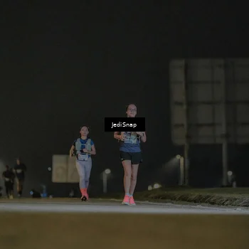 Runner Photo 7428664