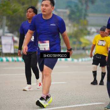 Runner Photo 7428669