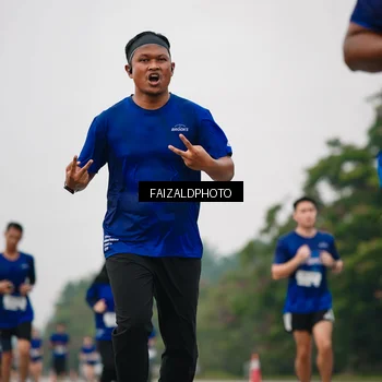Runner Photo 7428671