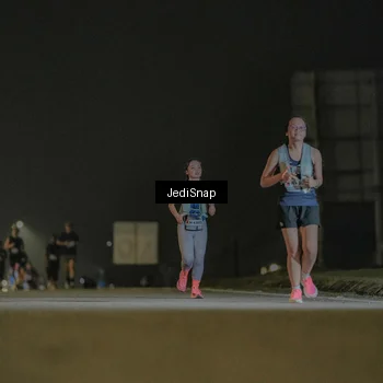 Runner Photo 7428675
