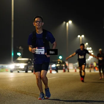 Runner Photo 7428677