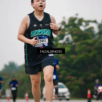 Runner Photo 7428694
