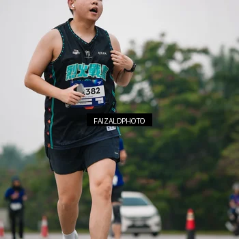 Runner Photo 7428703