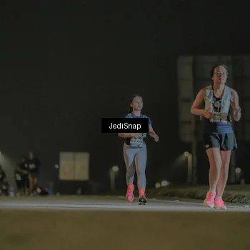 Runner Photo 7428705