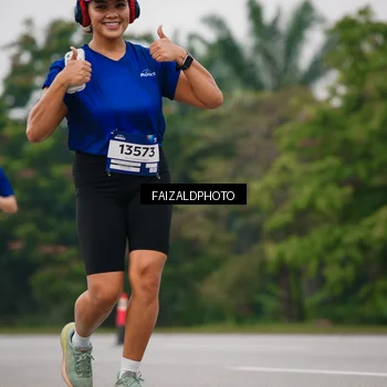 Runner Photo 7428708