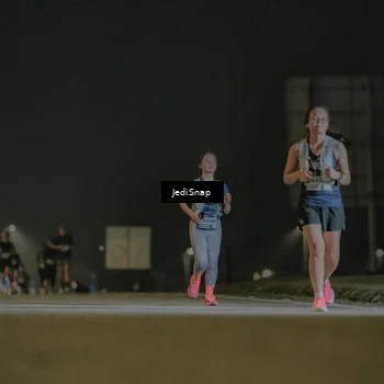 Runner Photo 7428729