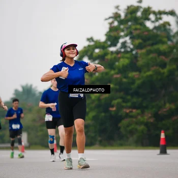 Runner Photo 7428757