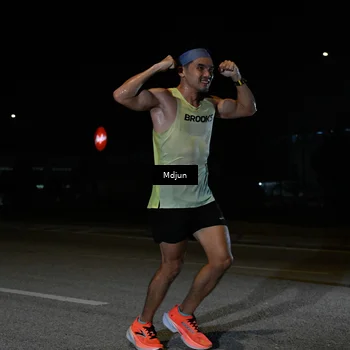Runner Photo 7428758