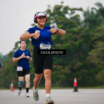 Runner Photo 7428763
