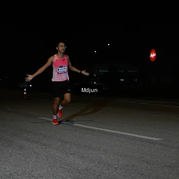 Runner Photo 7428775