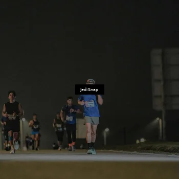 Runner Photo 7428777