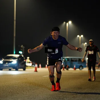 Runner Photo 7428824