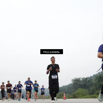 Runner Photo 7428827