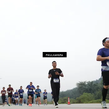 Runner Photo 7428847