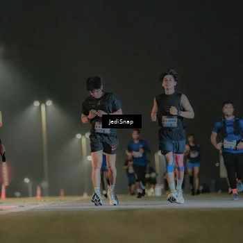 Runner Photo 7428863
