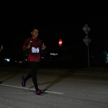 Runner Photo 7428870