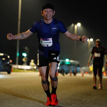 Runner Photo 7428891