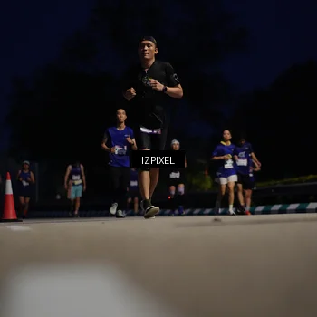 Runner Photo 7428903