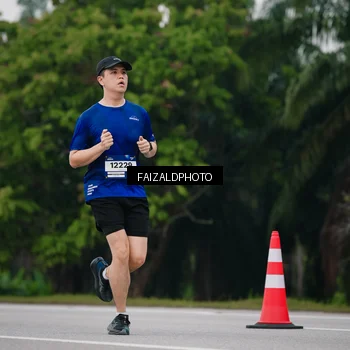 Runner Photo 7428931