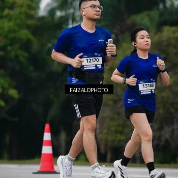 Runner Photo 7428957
