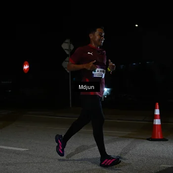 Runner Photo 7428971