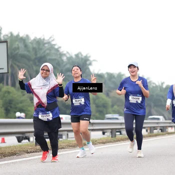 Runner Photo 7428995